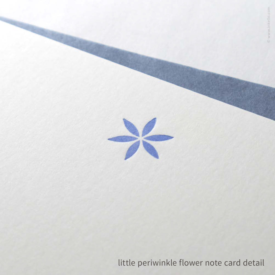 Flat Note Card Set with Little Periwinkle Flower (